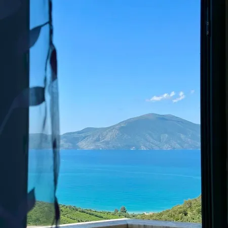 Levi's Radhima Appartement